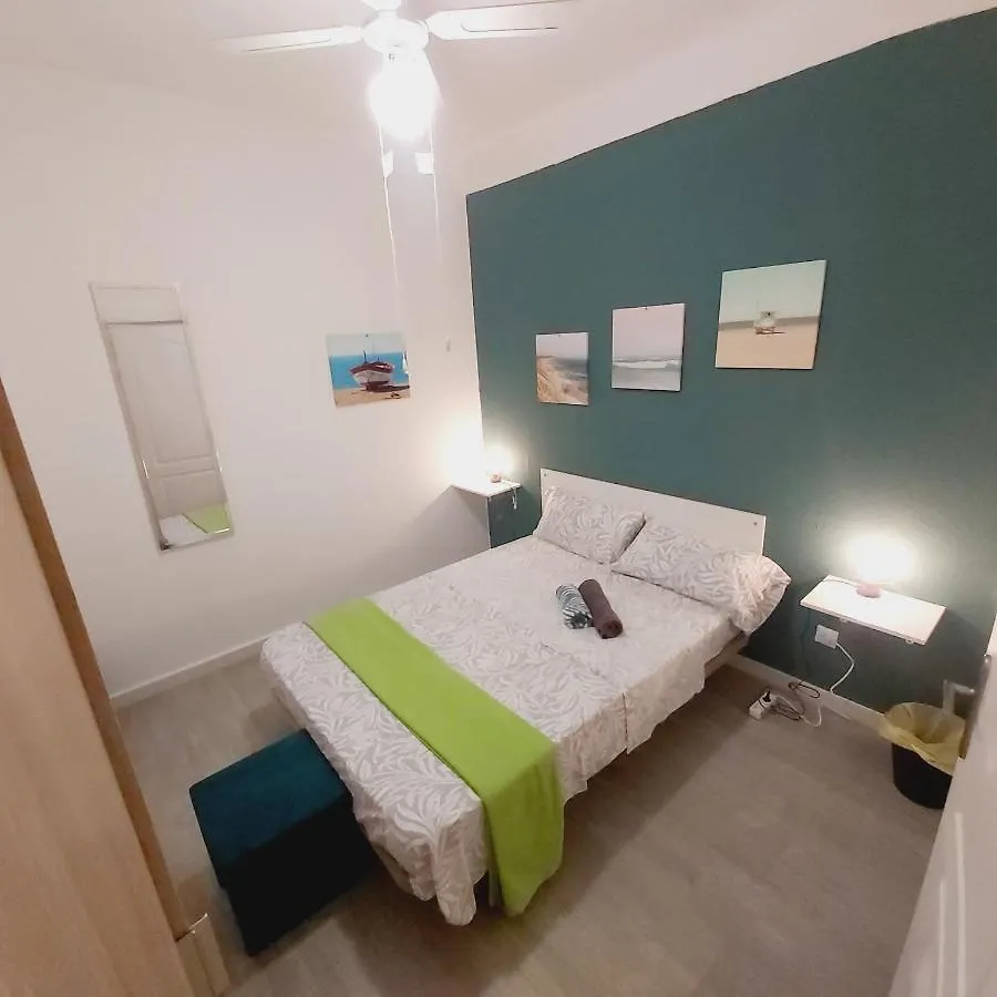 Guest House Santa Cruz 0*, Santa Cruz de Tenerife Spagna
